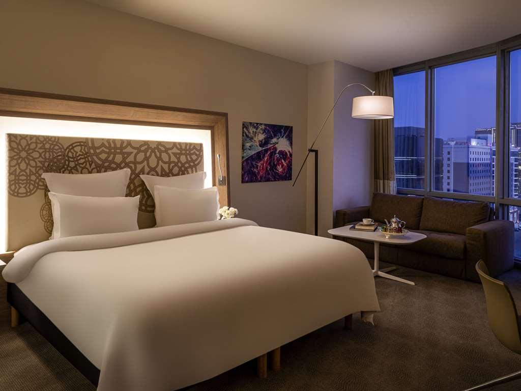 Novotel Jeddah Tahlia Rum bild